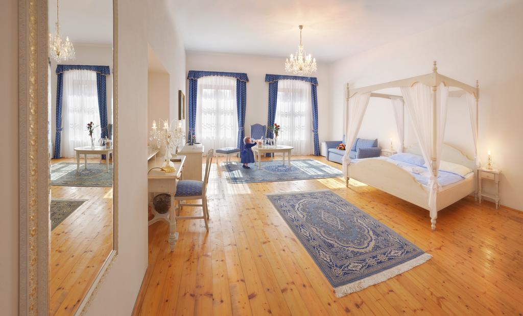 Hotel Ruze Rozmberk Nad Vltavou Phòng bức ảnh